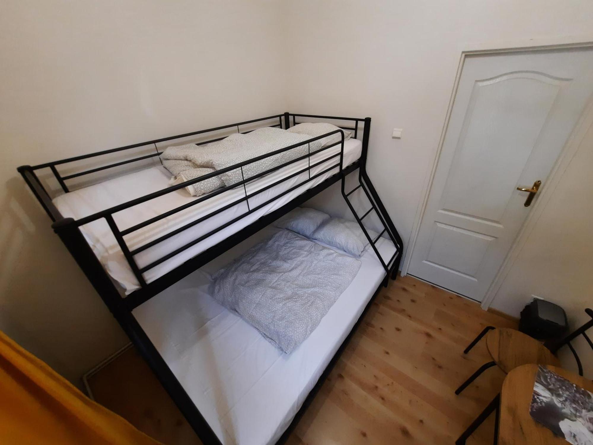 Lorf Hostel&Coffee Красков Екстериор снимка