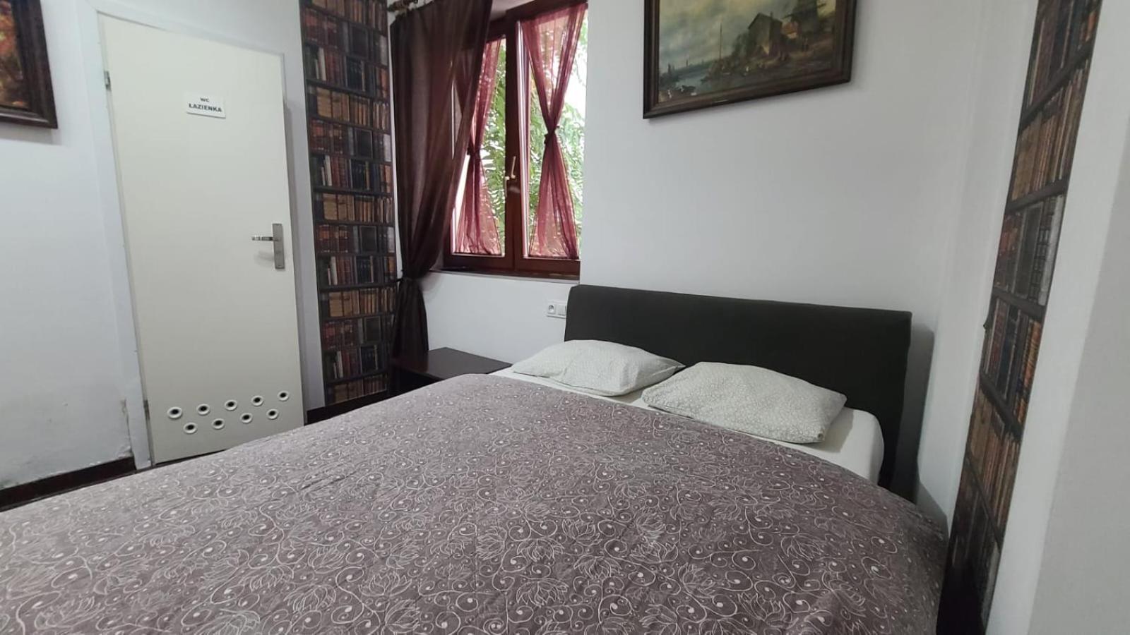 Lorf Hostel&Coffee Красков Екстериор снимка