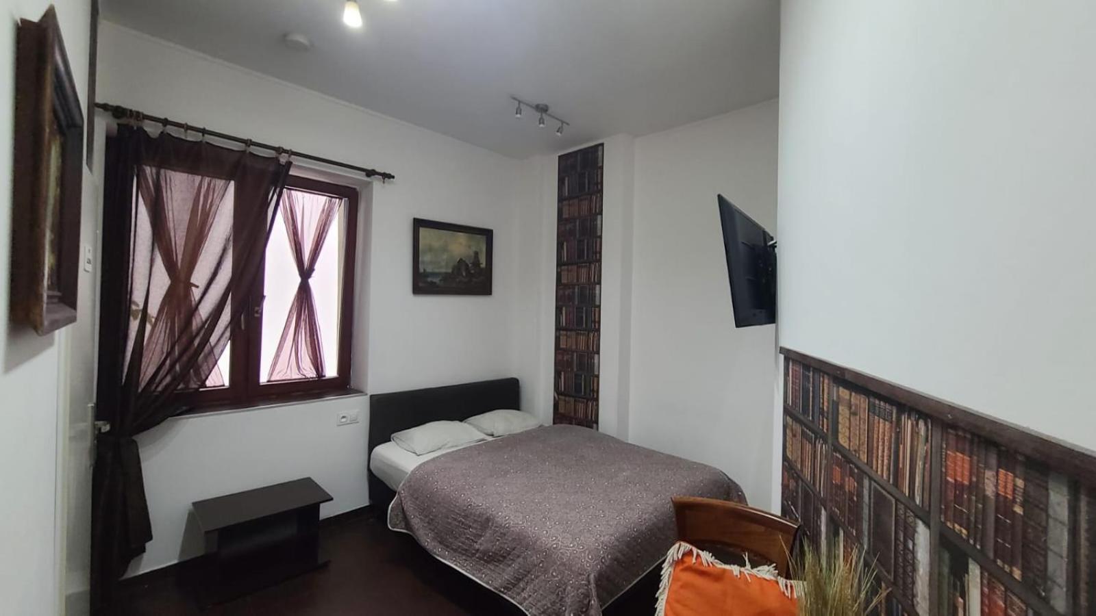 Lorf Hostel&Coffee Красков Екстериор снимка
